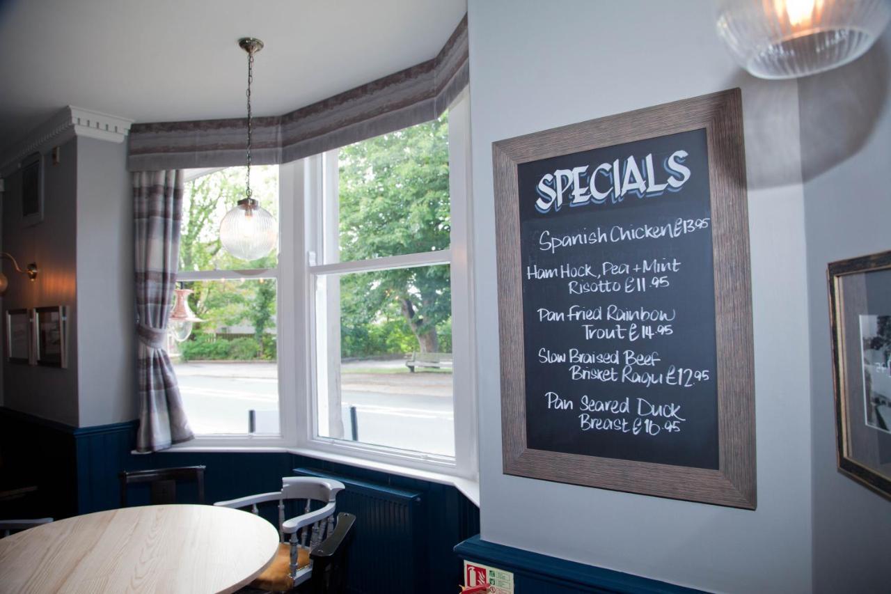 The Royal Hotel Bolton-le-Sands Ngoại thất bức ảnh